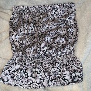 Silky, strapless blouse